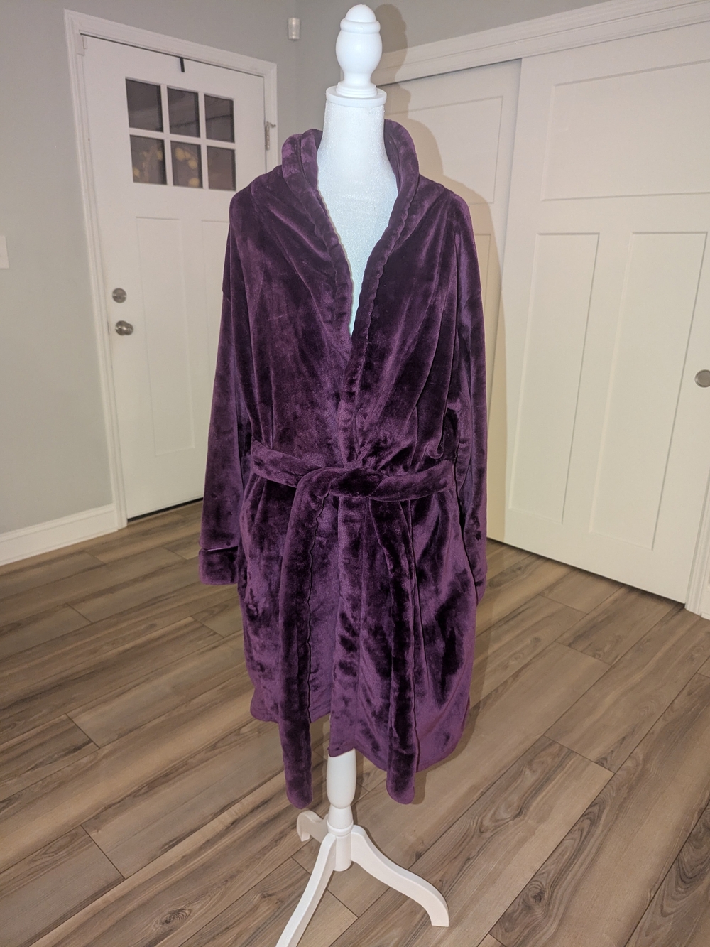 Covington Plush Spa Robe in Plum